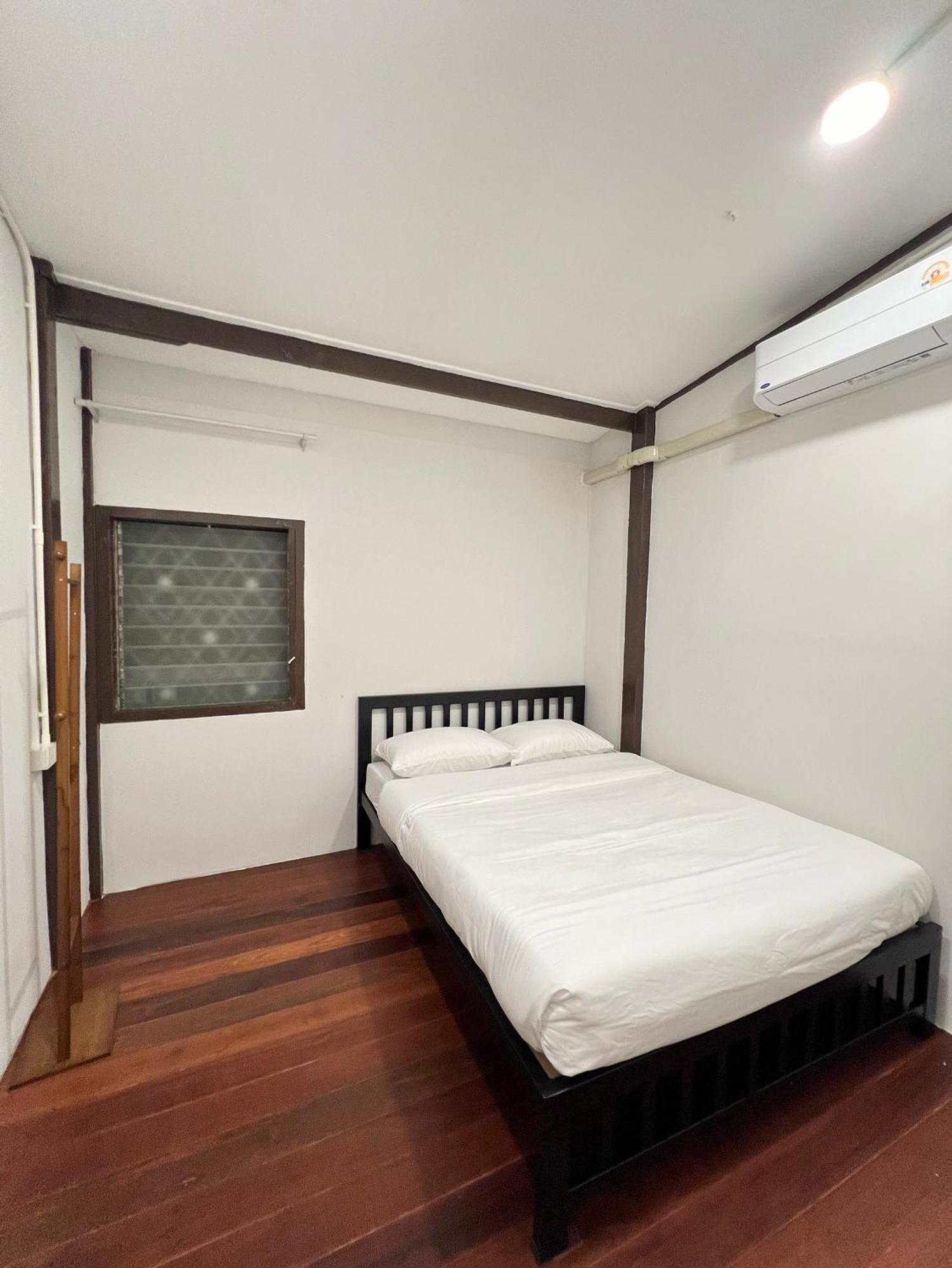 Ostello House Ju Bangkok Esterno foto