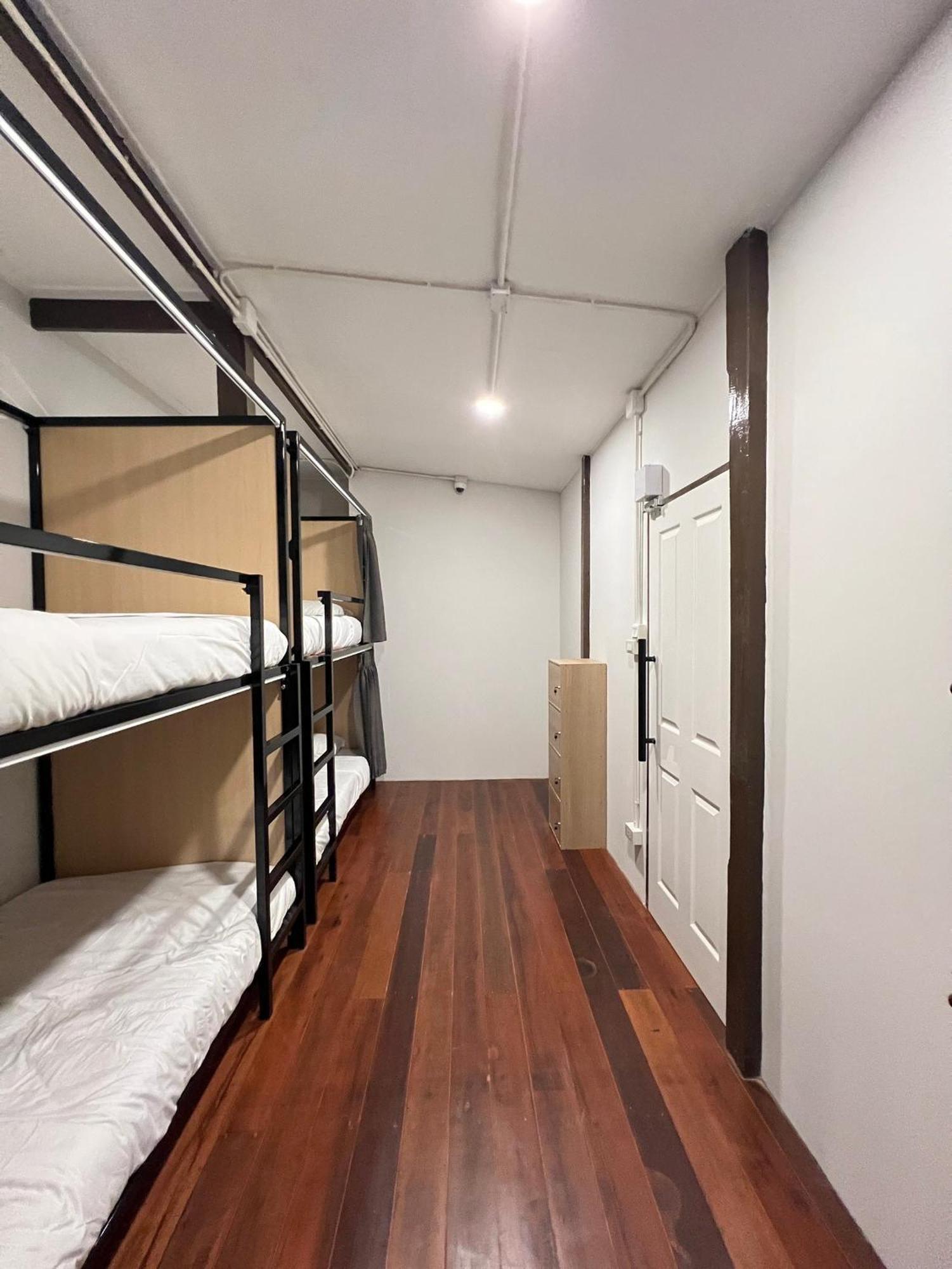 Ostello House Ju Bangkok Esterno foto