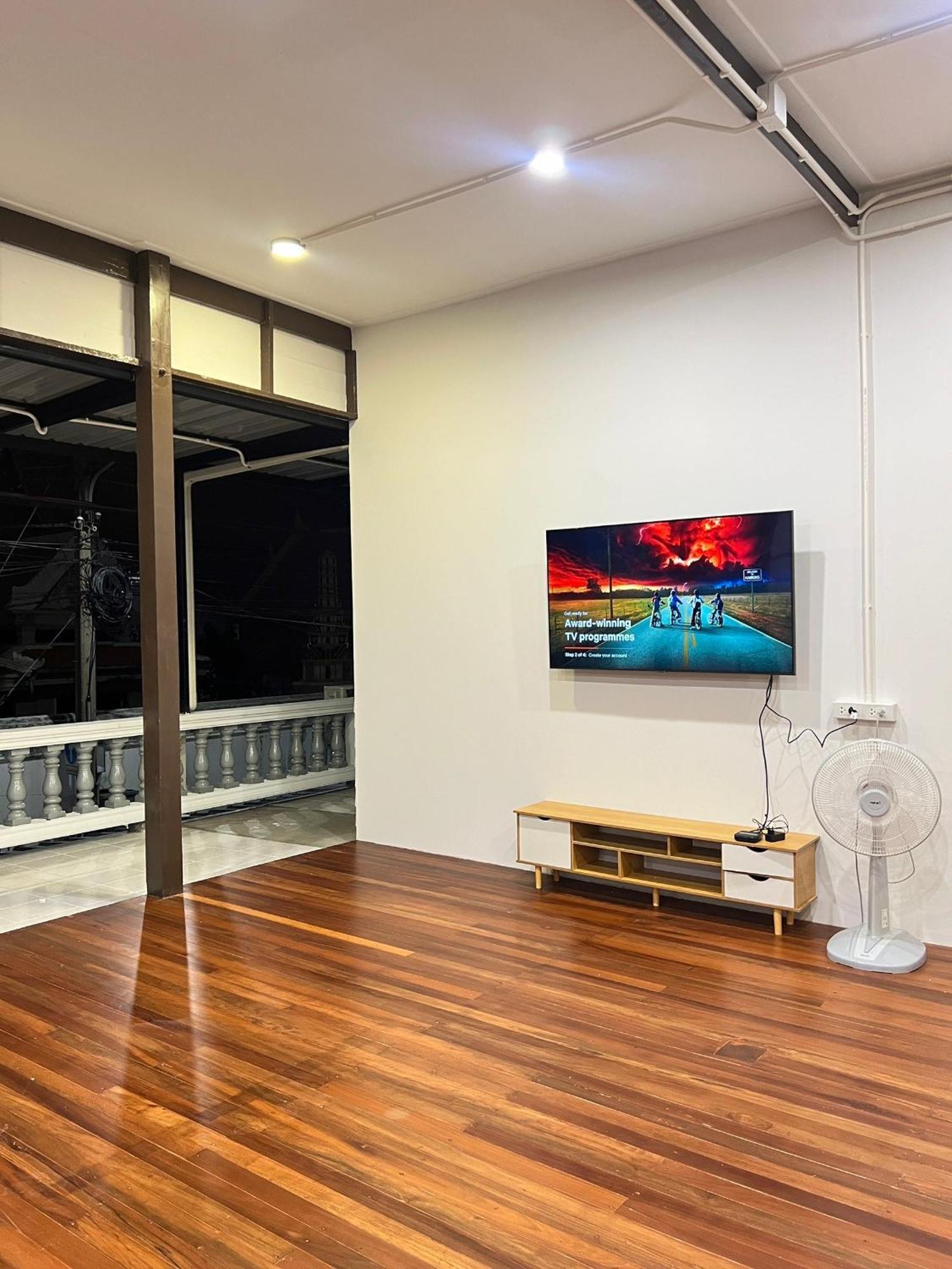 Ostello House Ju Bangkok Esterno foto